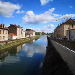 Apartamento Au 4 Le Long Du Canal Avec Parking *