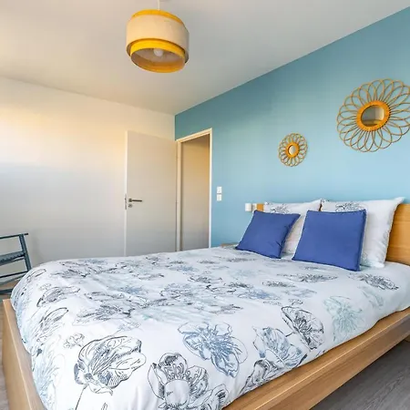 Au 4 Le Long Du Canal Avec Parking Apartman