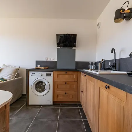 Au 4 Le Long Du Canal Avec Parking アパート *